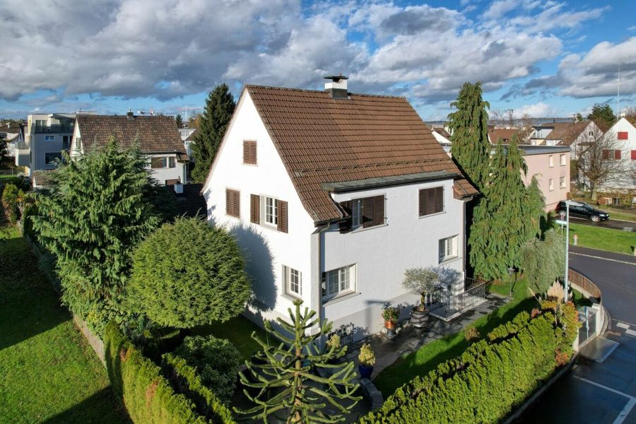 Einfamilienhaus mit Gartenparadies