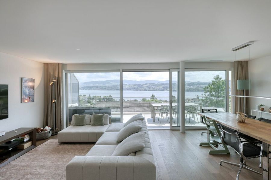 Maisonette mit See- und Bergsicht