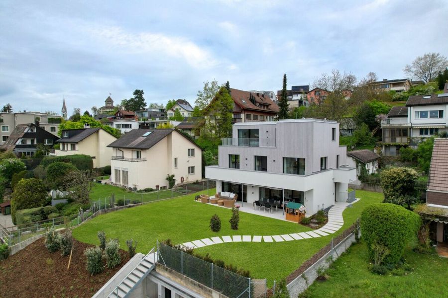Stilvoller Neubau zum Einziehen und Wohlfühlen