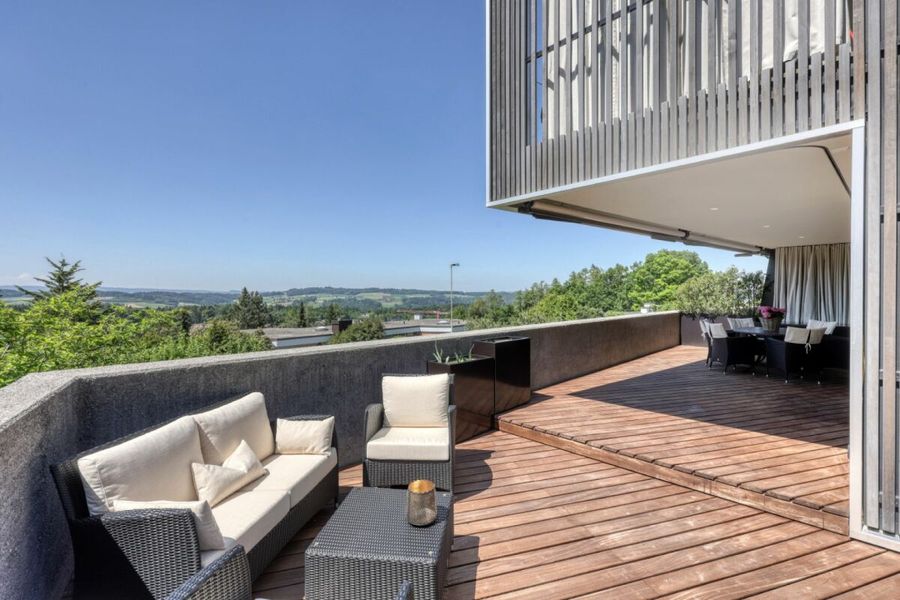 Edle Gartenmaisonette mit herrlicher Weitsicht