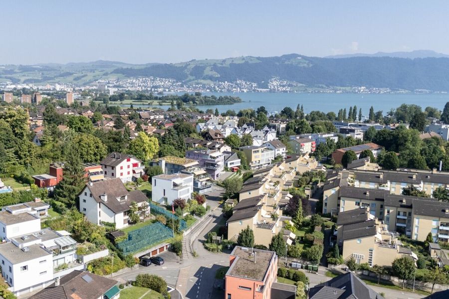 Liegenschaft mit Entwicklungspotenzial in Cham (ZG)