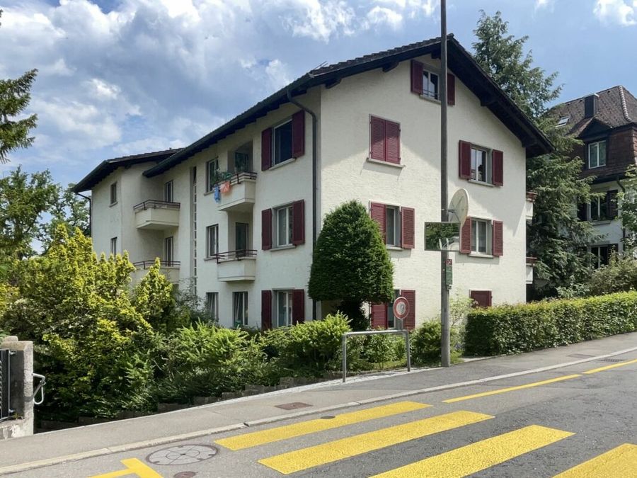 Mehrfamilienhaus im Steinhofquartier