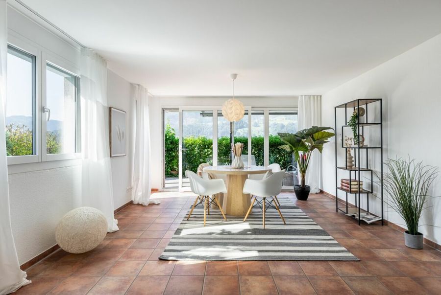 4.5-Zimmer-Gartenwohnung mit sonniger Terrasse