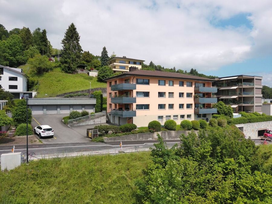 Mehrfamilienhaus mit Potenzial für exklusives Neubauprojekt