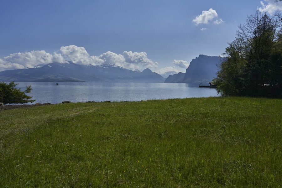 Baulandparzelle mit Seeanstoss