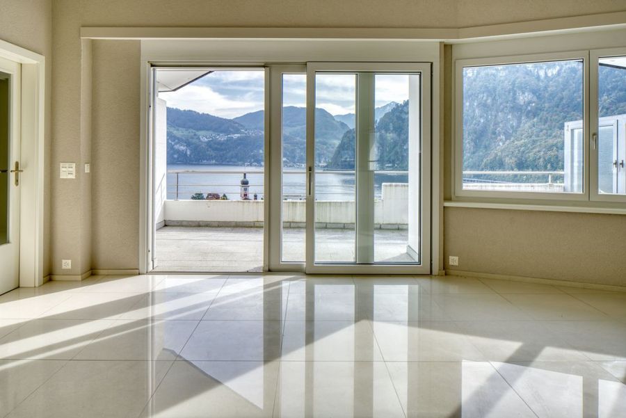 Grosse Wohnung mit See- und Bergsicht